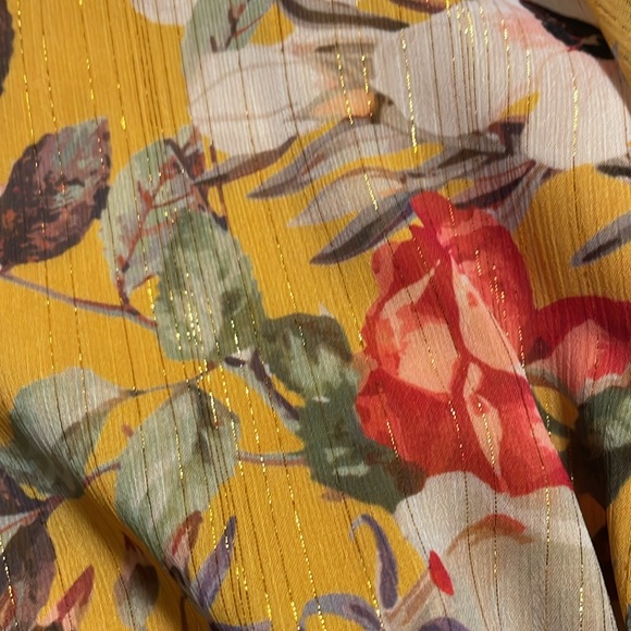 NWT INC International Concepts Metallic Thread Smocked Waist Top - Picture 8 of 8